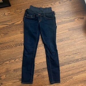 Old Navy maternity jeans